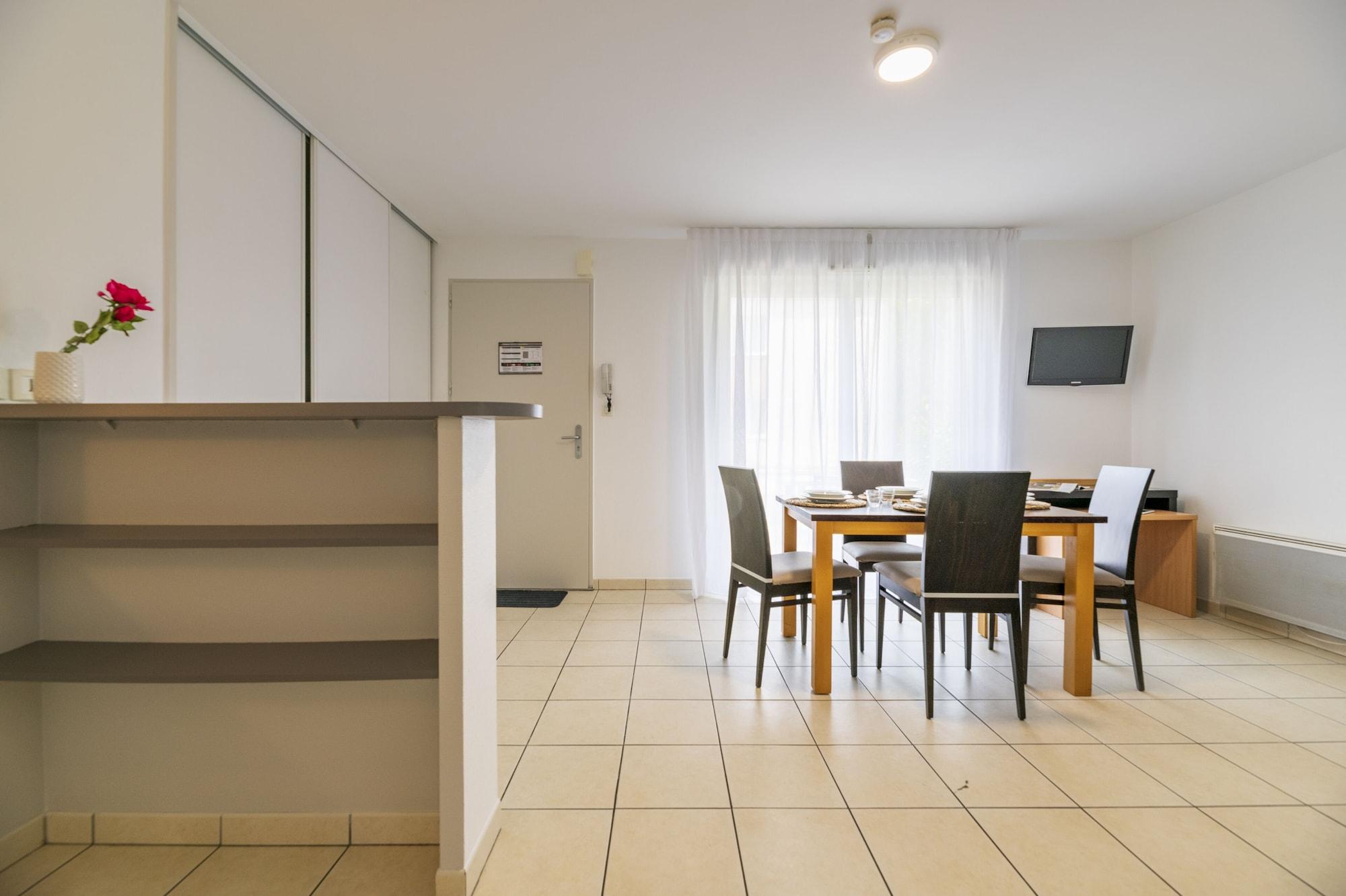 Apartahotel Cerise Nantes Atlantis 3*